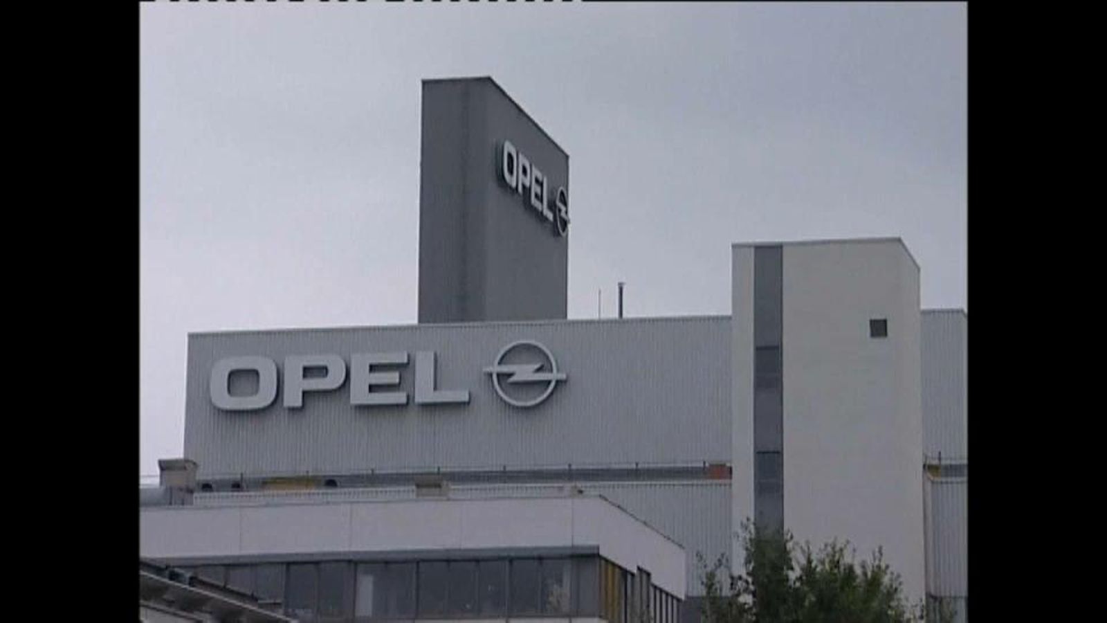 Registres a la seu alemanya d'Opel per manipulació en vehicles dièsel Registres a la seu alemanya d\'Opel per manipulació en vehicles dièsel