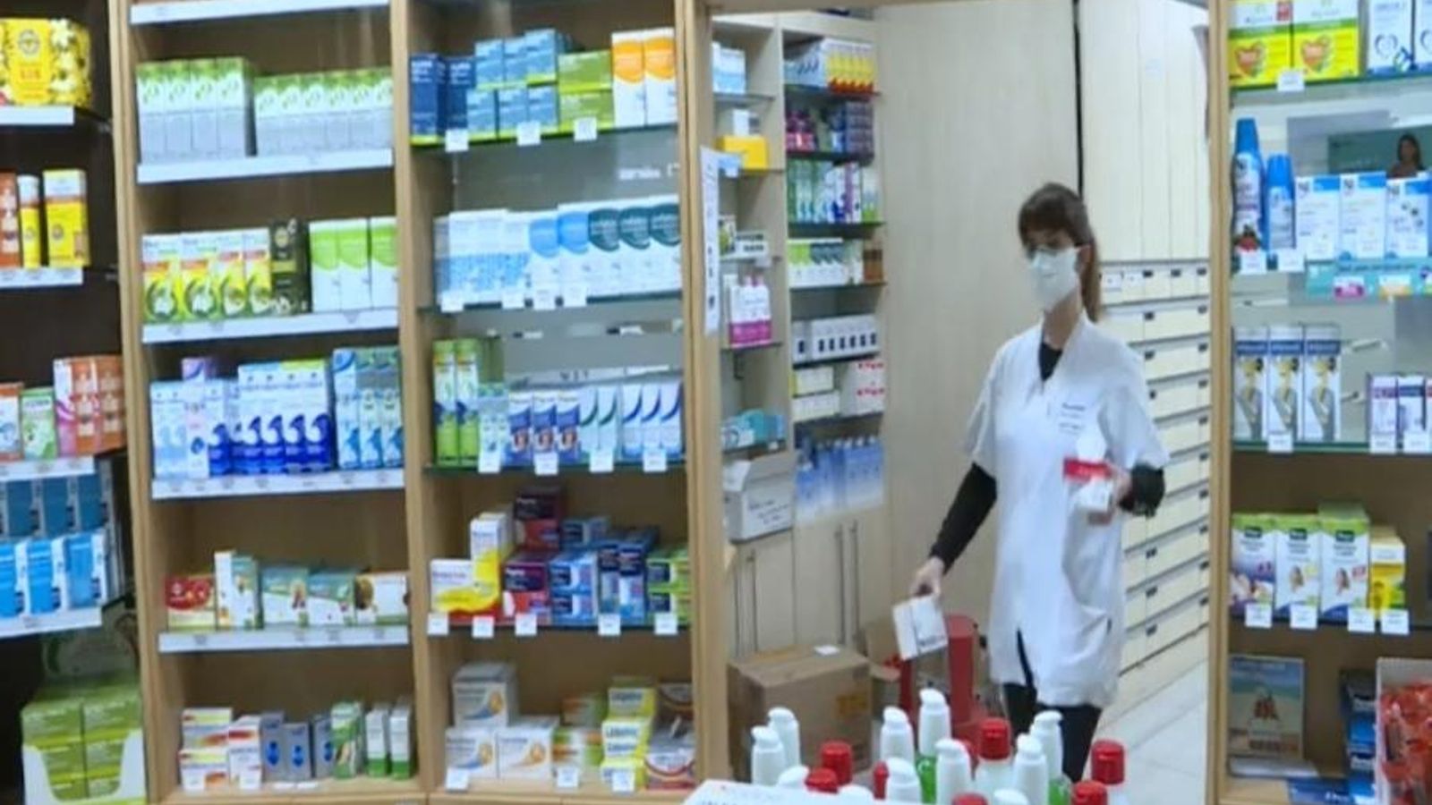 VÍDEO | Les farmàcies portaran medicaments als domicilis de persones vulnerables
