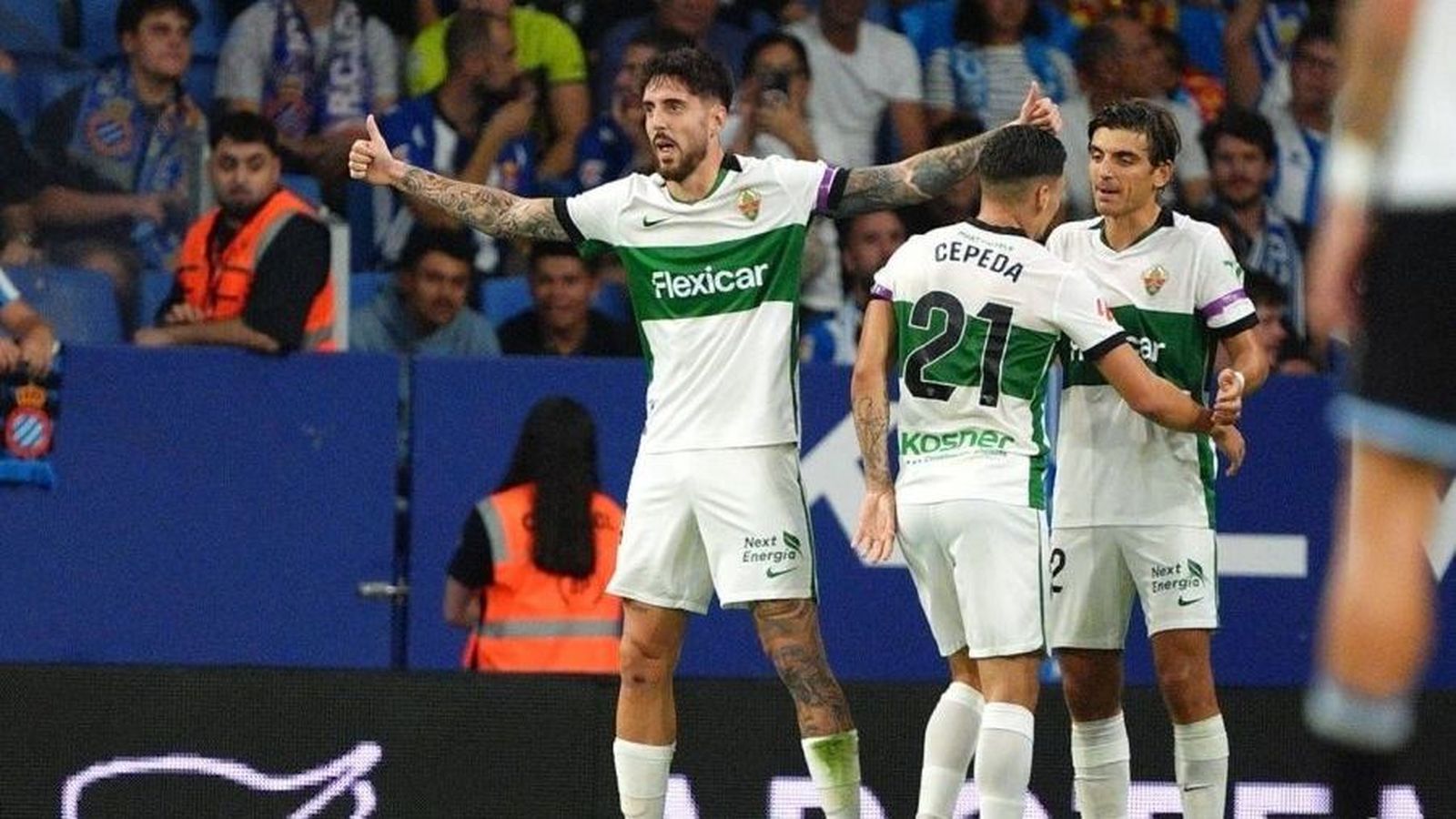 Fer Niño celebra un gol