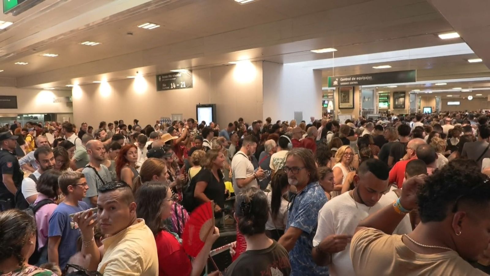 Caos a l'estació de Chamartín