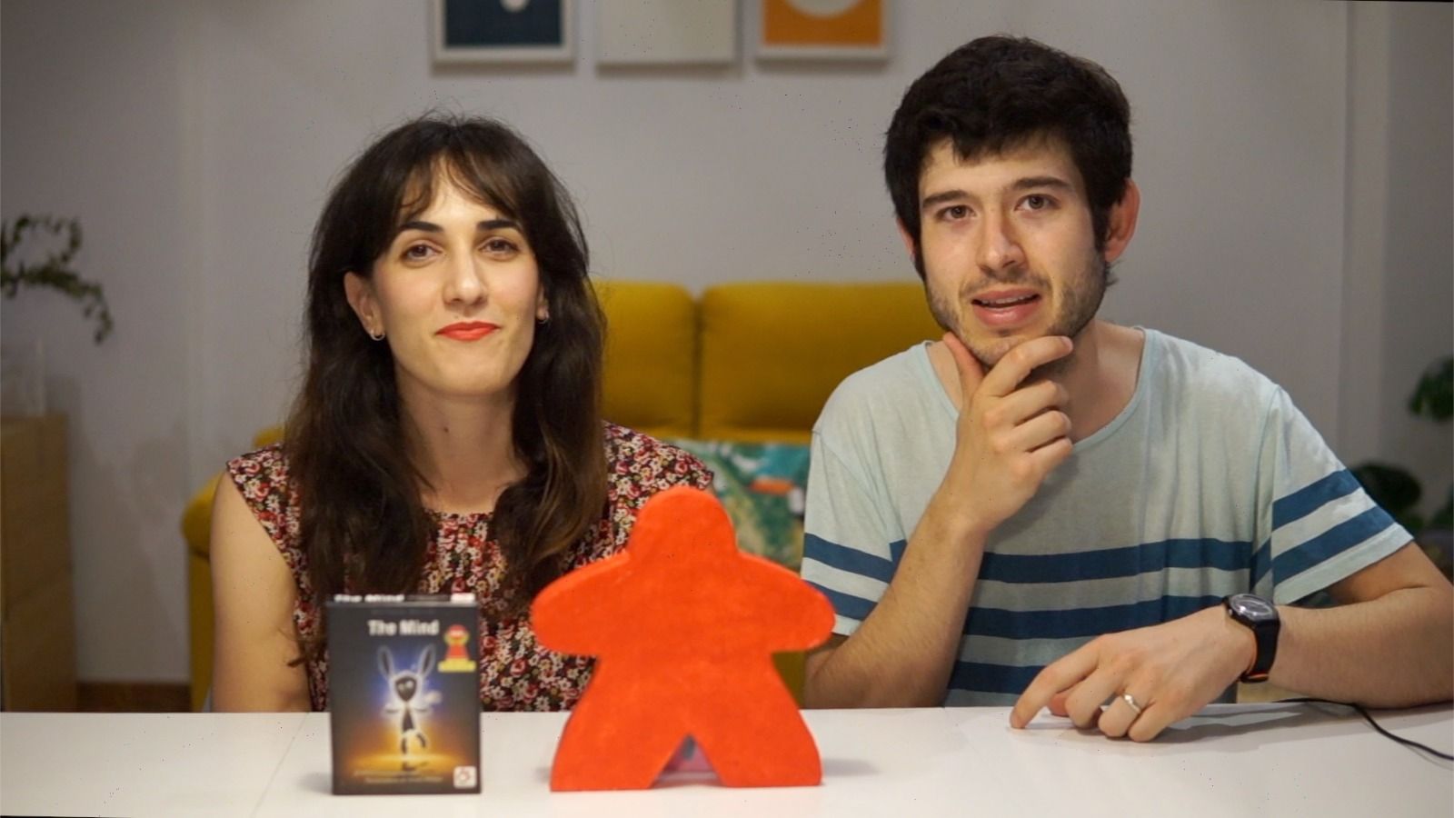 Carla Rubio i Carles Palanca fent un vídeo tutorial al seu canal de YouTube