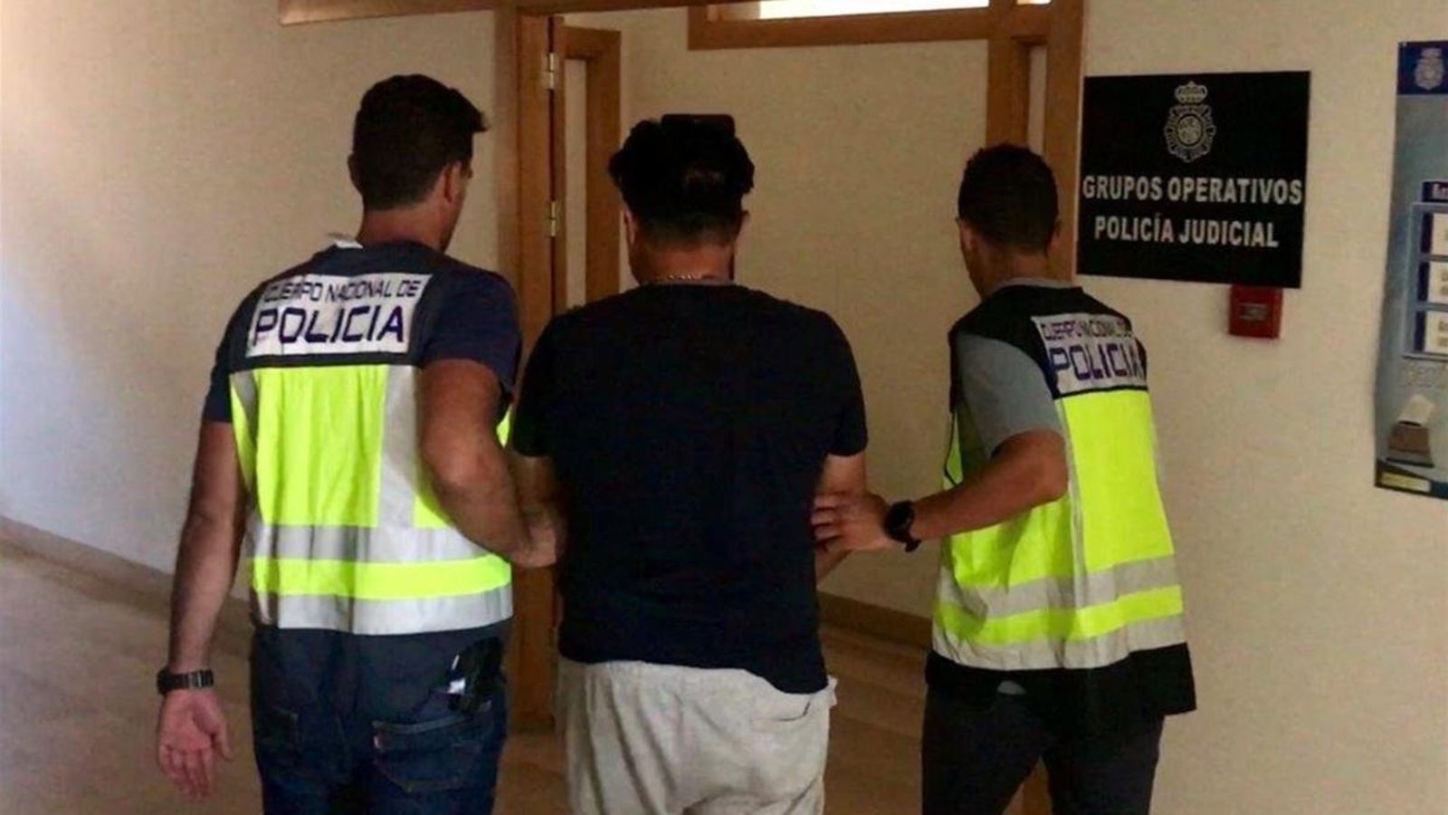 Tres detinguts mentre recol·lectaven mil plantes de marihuana