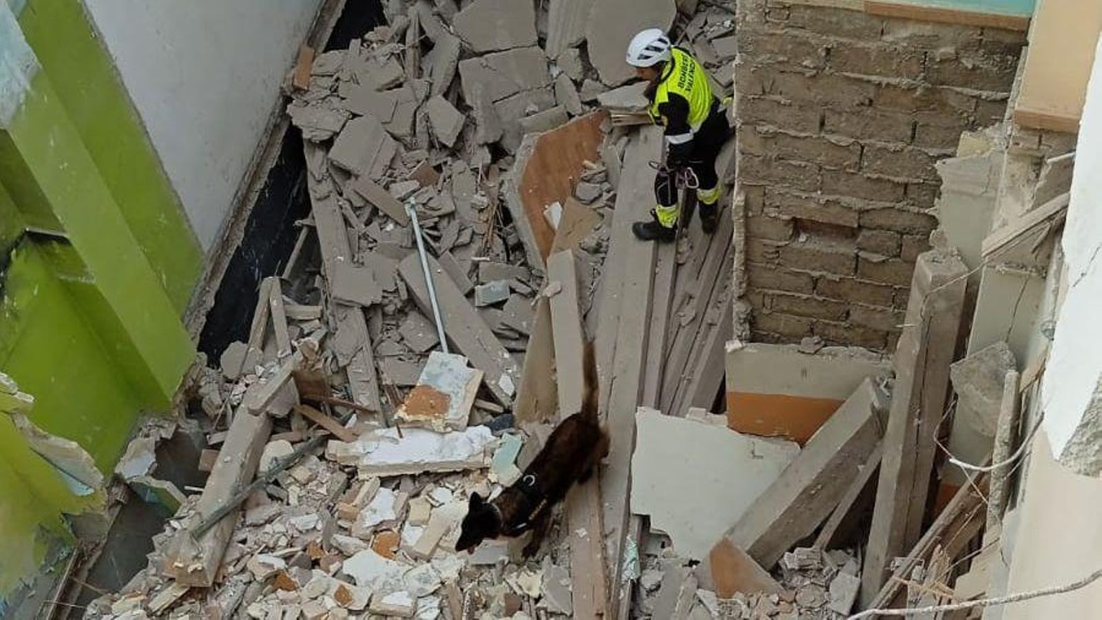 Intervenció dels bombers municipals Intervenció dels bombers municipals