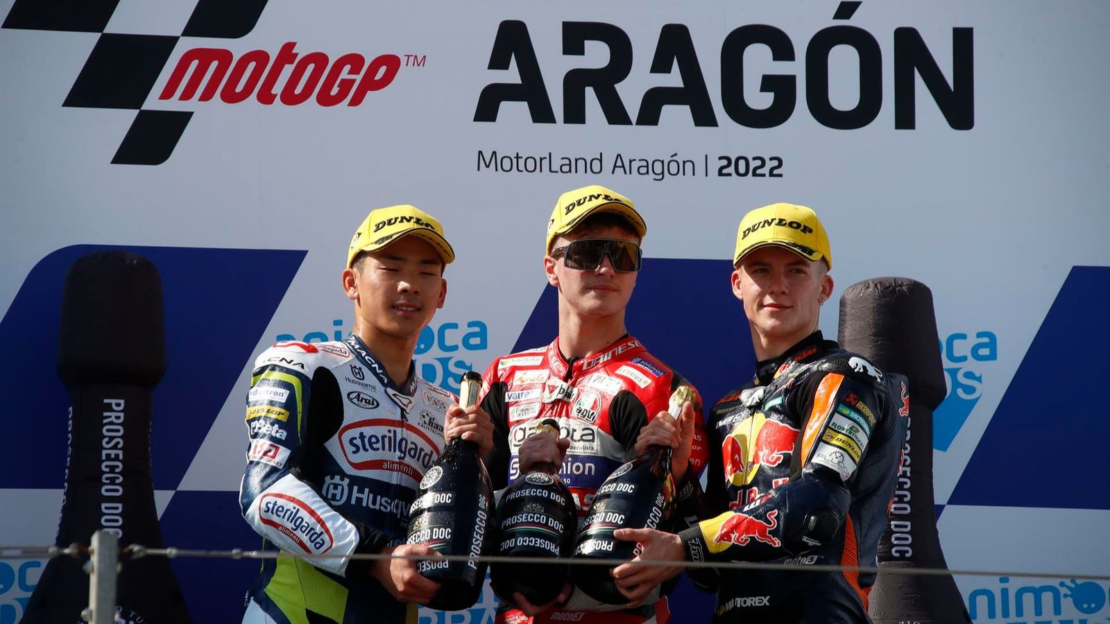 Dani Holgado (dreta), en el pòdium