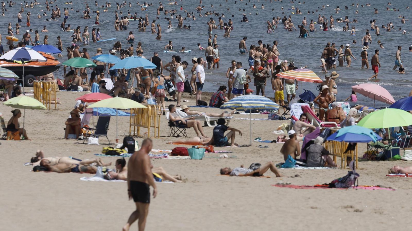 La platja de la Malva-rosa de València, este dissabte