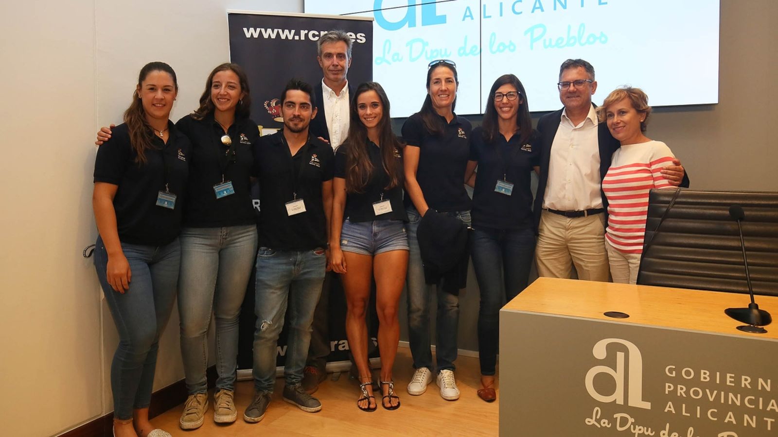 Les xiques del RCRA han sigut rebudes a la Diputació d'Alacant