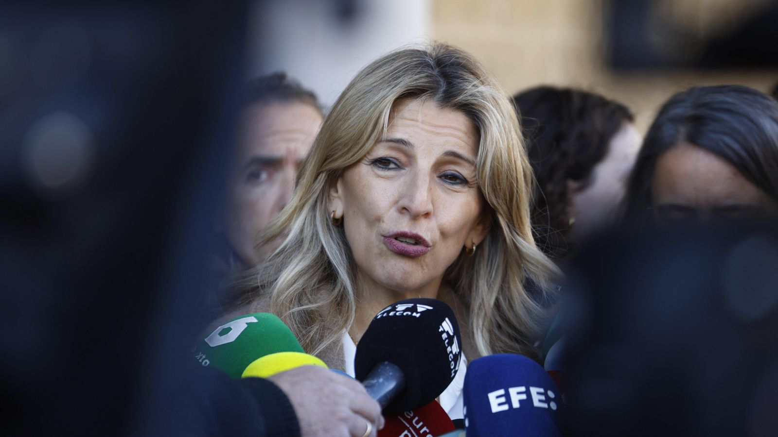 La ministra de Treball, Yolanda Díaz, s'ha mostrat convençuda que arribarà a un acord amb el ministre  d'Economia, Carlos Cuerpo, sobre la reducció de la jornada laboral