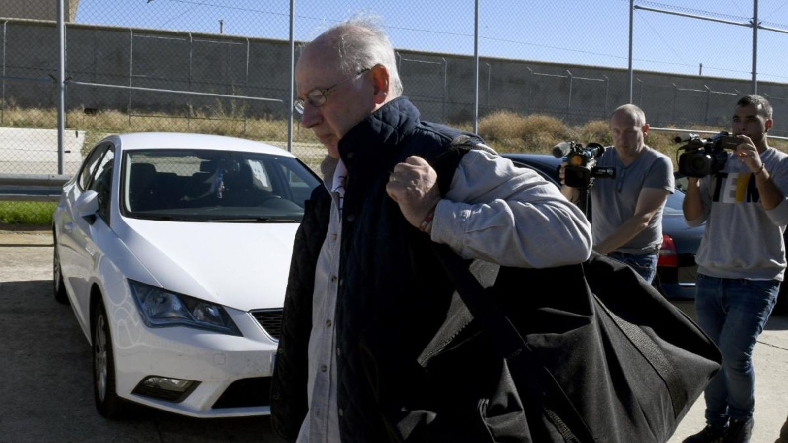 Rodrigo Rato, abans d'entrar a la presó de Soto del Real