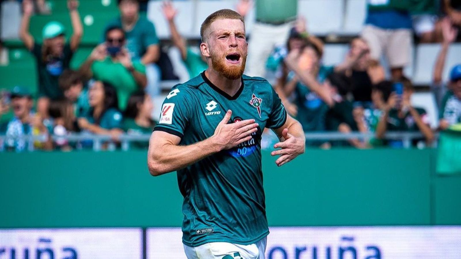 El jugador del Racing de Ferrol, Carlos Vicente