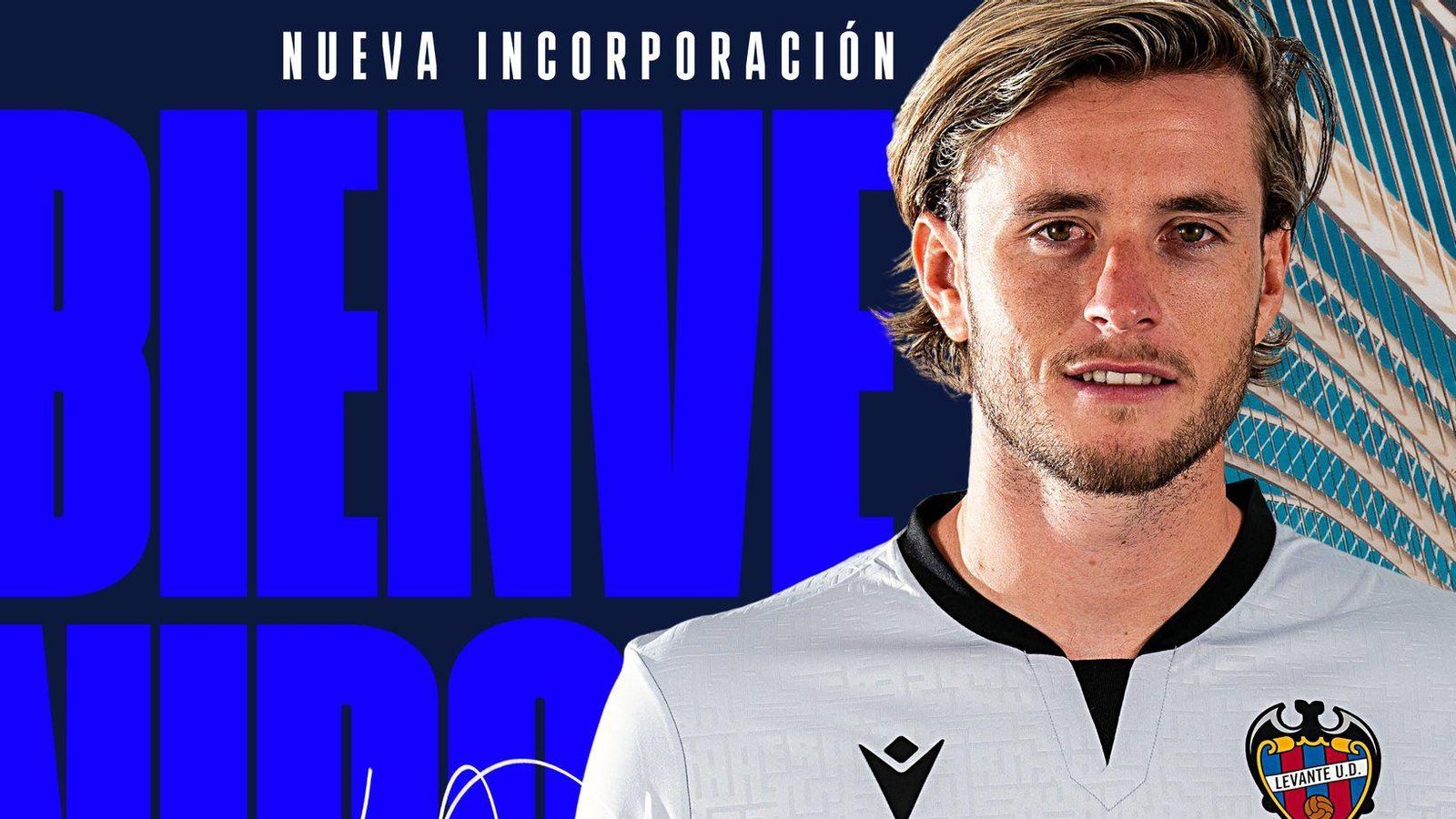 Femenías, amb la camiseta del Llevant