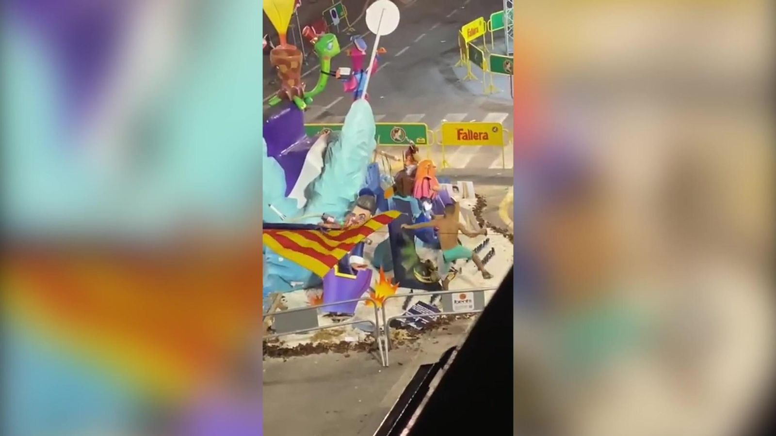 Ataquen el monument de la falla Ramiro de Maeztu-Lleons