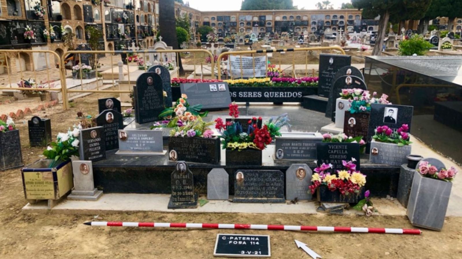 La fossa 114 abans de començar els treballs