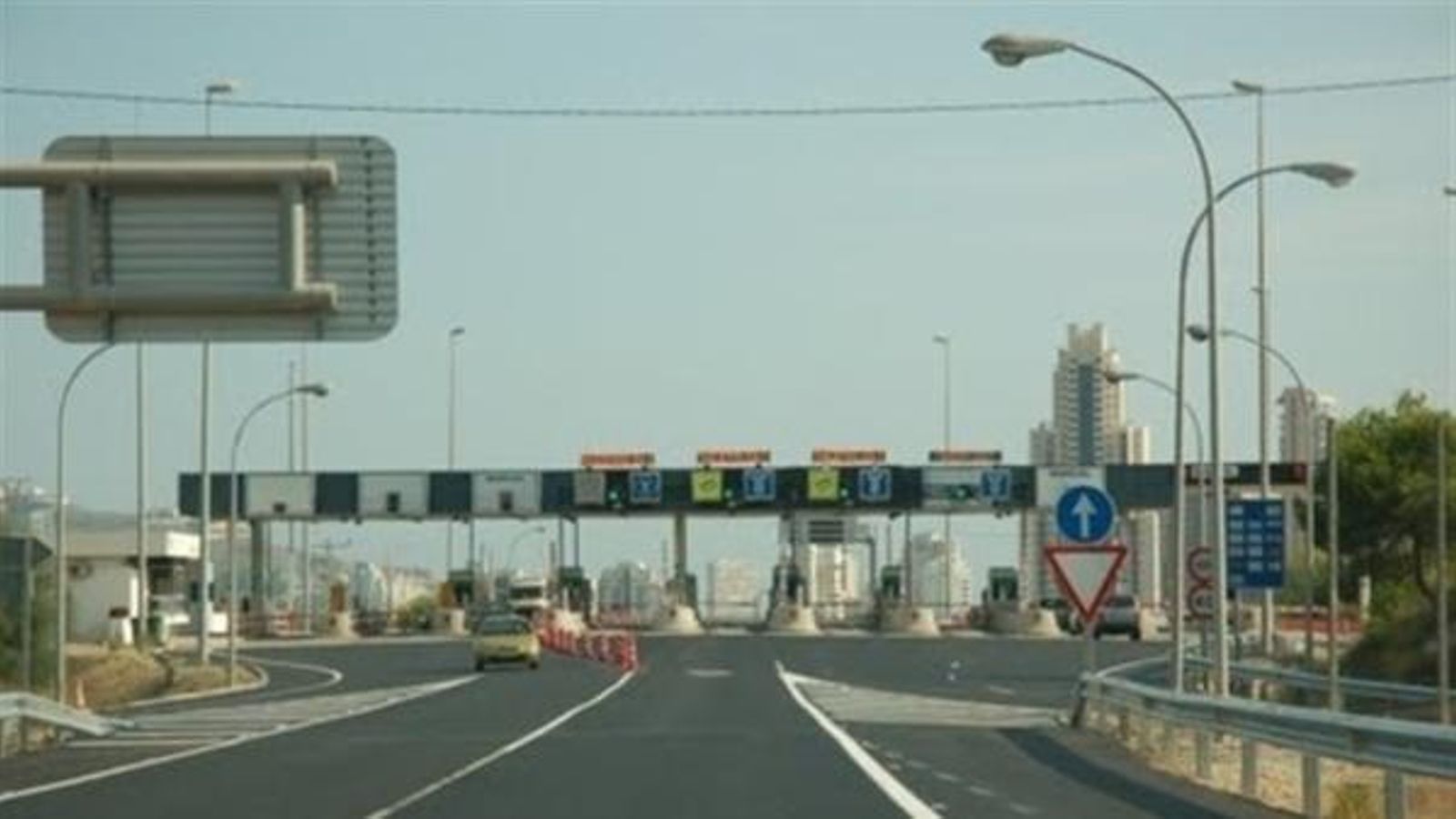 Preocupació per les contradiccions d’Ábalos sobre l’AP-7