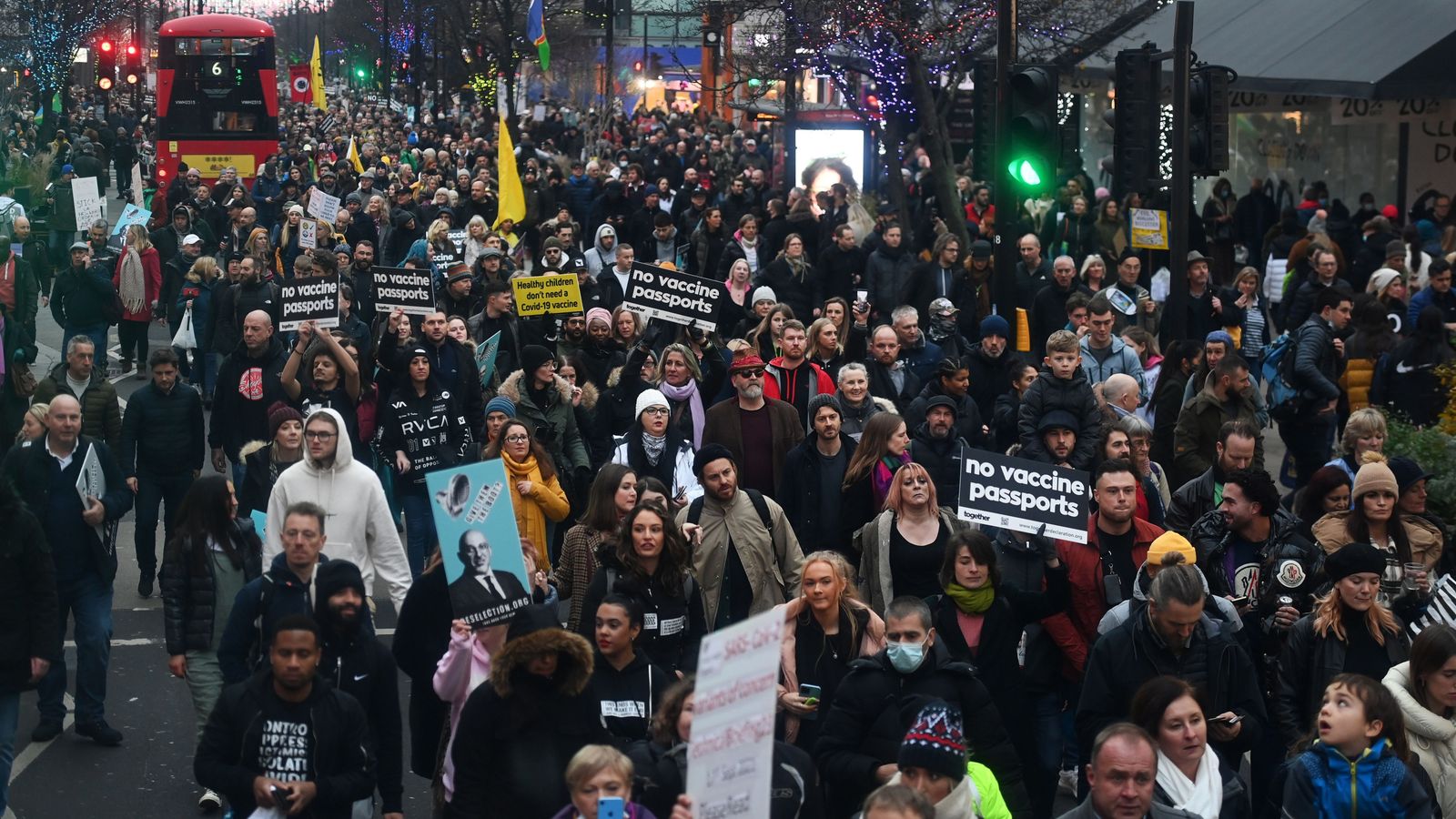 Protesta a Londres aquest dissabte contra les vacunes