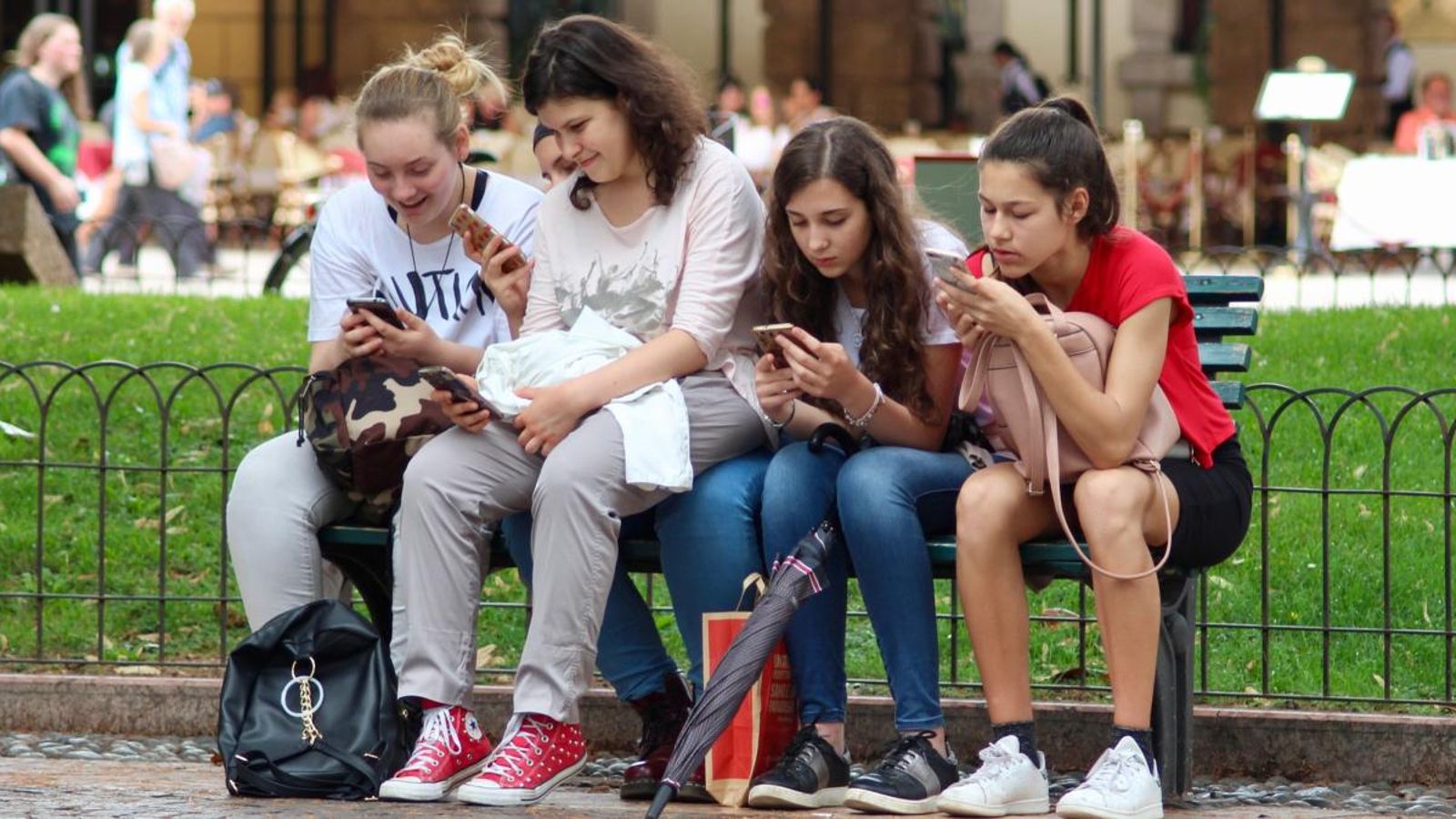 Les problemàtiques més ateses són les referents a la violència exercida cap a un xiquet, xiqueta o adolescent