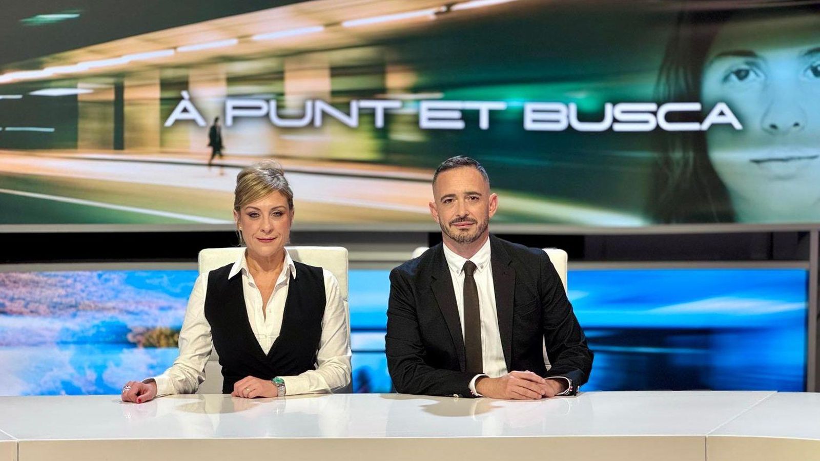 Mireia Llinares i Juan Nieto   À Punt et busca