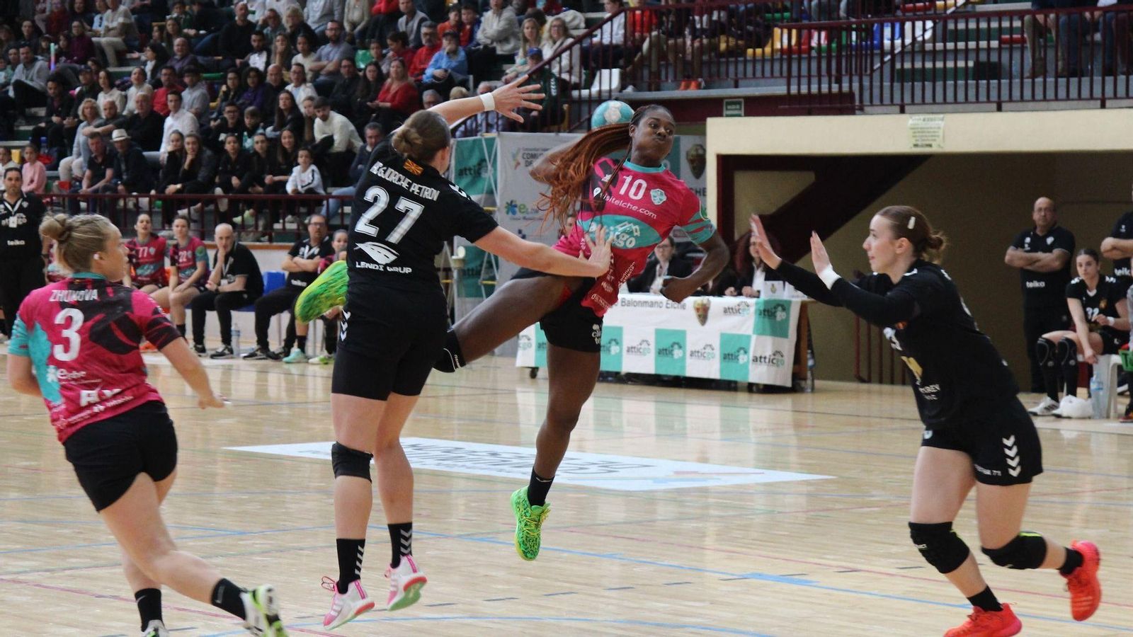 Danila So Delgado, en una acció del duel