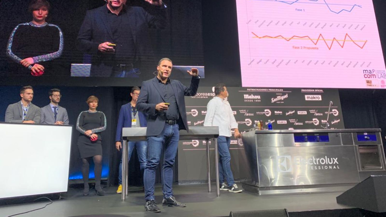 Foto de portada: David Juárez presenta juntament amb Kiko Moya les seues investigacions sobre neuromàrqueting