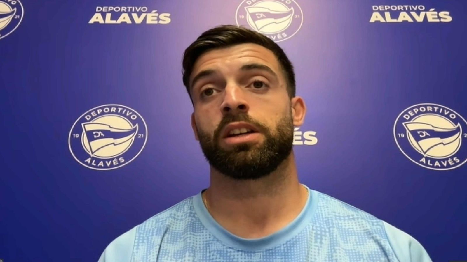 El futbolista de l'Alabés Antonio Sivera El futbolista de l'Alabés, Antonio Sivera