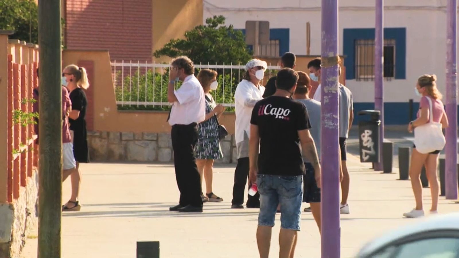 Proves PCR a Peníscola en una imatge d'arxiu