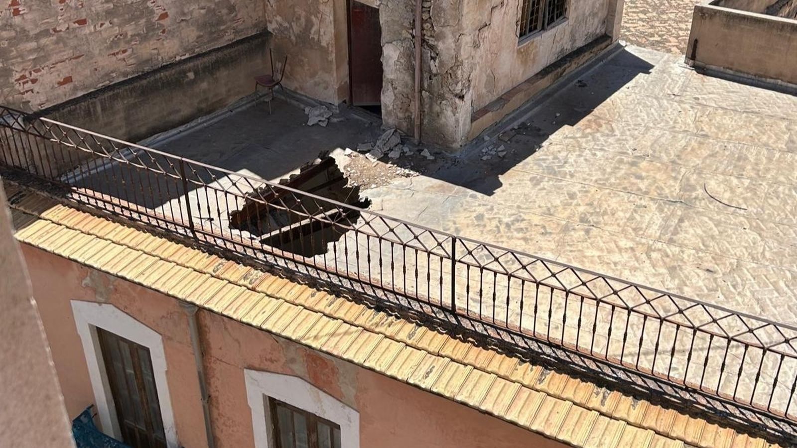 L'edifici de l'antiga Banca Peral