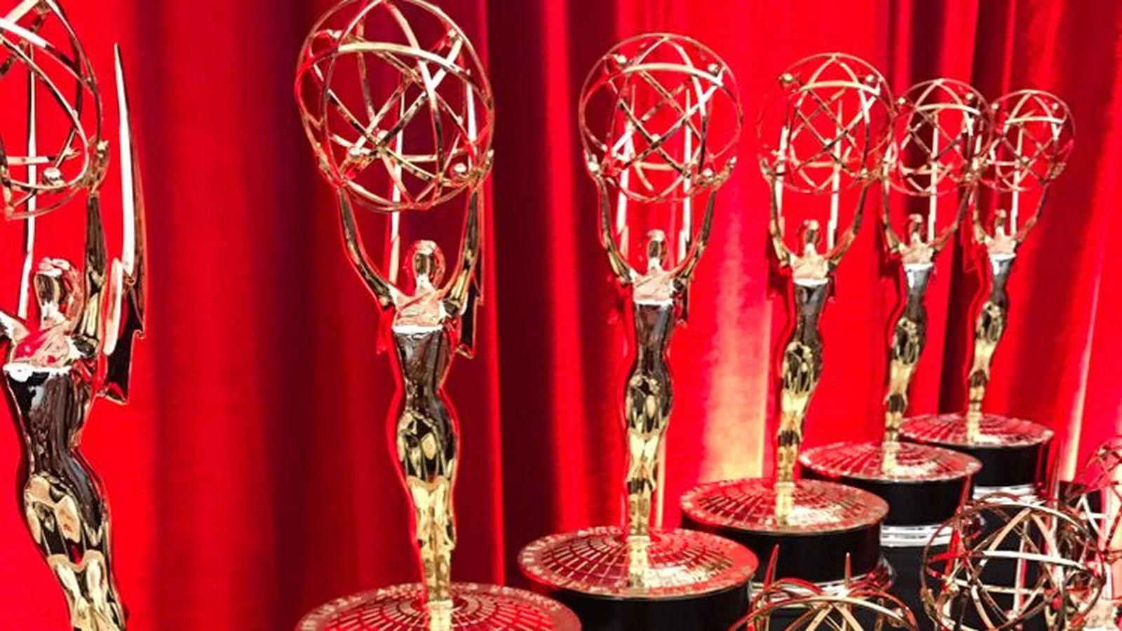 18.01.2024 | "En sèrie": els Premis Emmy i les novetats seriòfiles de la setmana