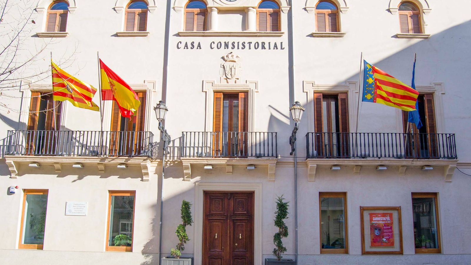 Façana de l'Ajuntament de Xixona