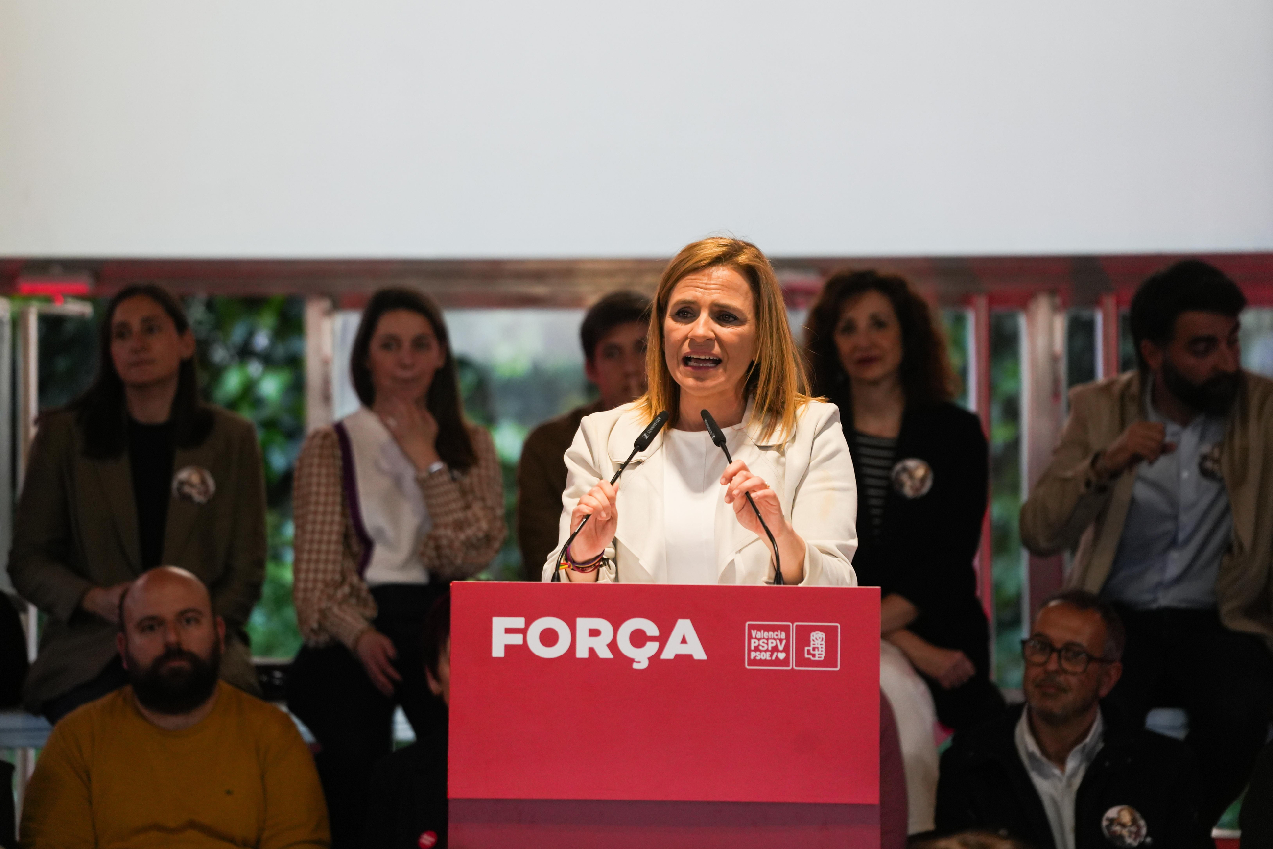 Pilar Bernabé, en l'acte de nomenament com a secretària general del PSPV a València Pilar Bernabé en l'acte de nomenament com a secretària general del PSPV a València