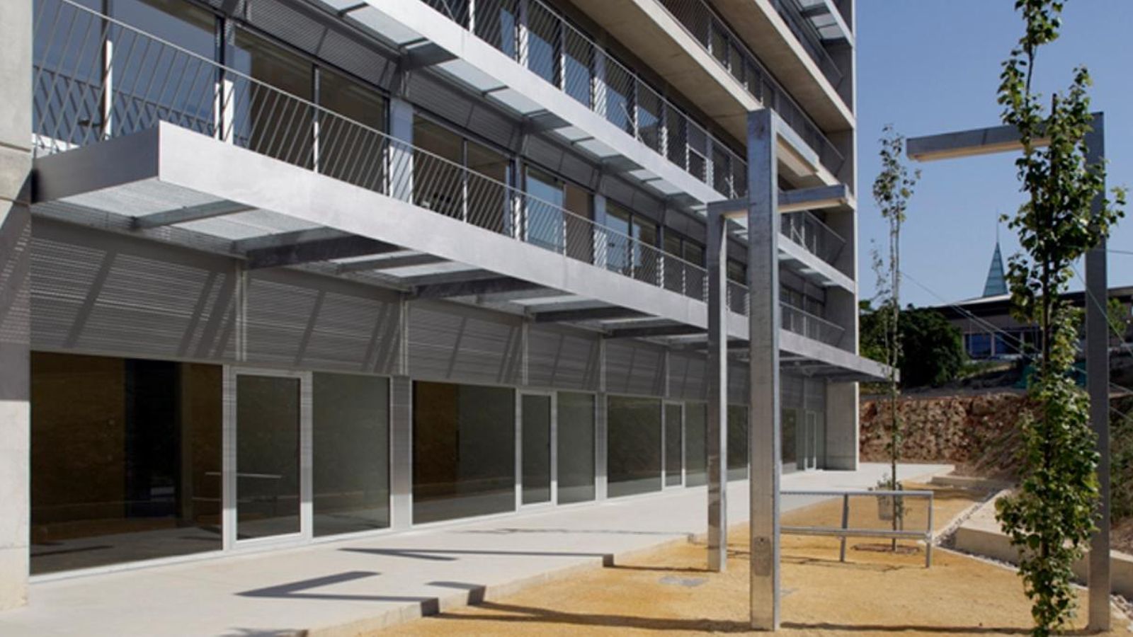 L\'EVHA entrega un habitatge a la dona desnonada de Burjassot