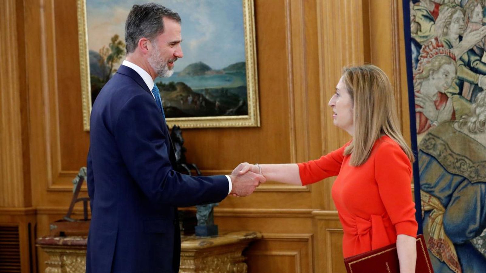 El rei Felip rep a la presidenta del Congrés, Ana Pastor