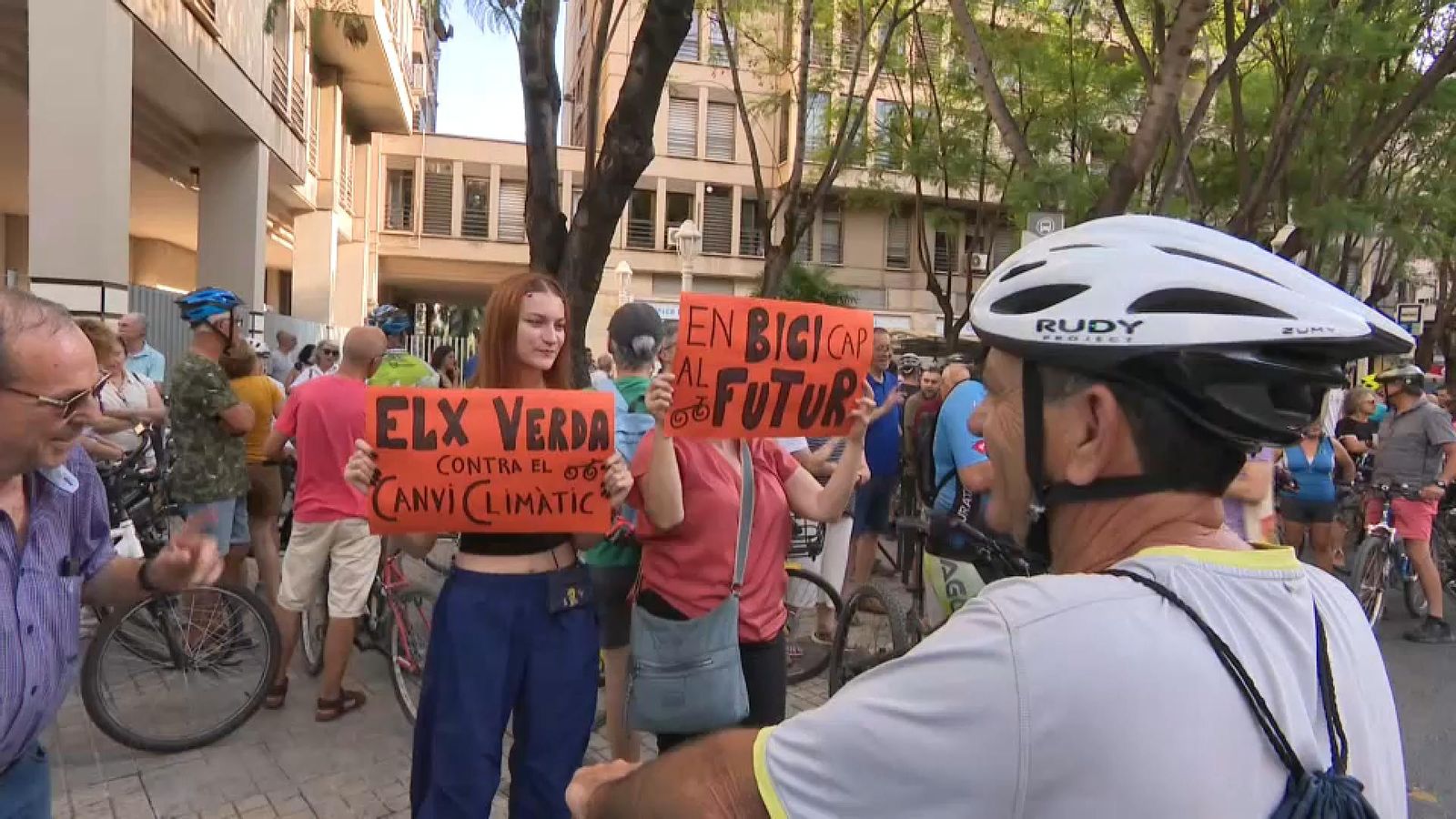 Biciletada contra la reducció del carril bici a Elx (Baix Vinalopó)