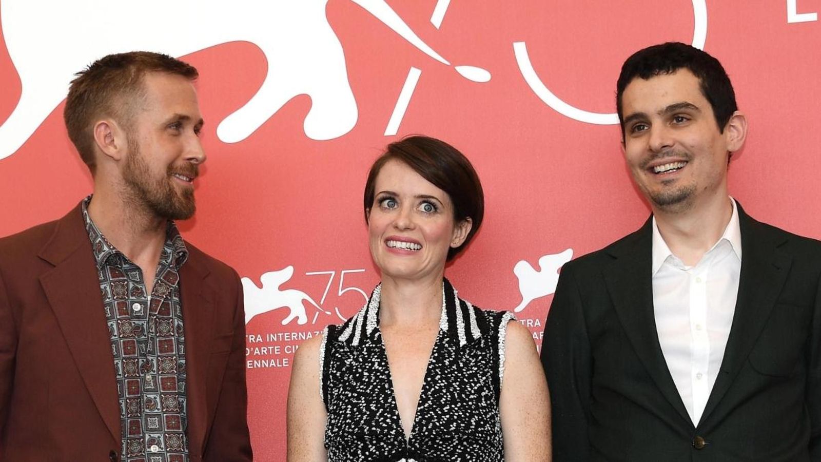 L'actor canadenc Ryan Goslin, l'actriu britànica Claire Foy i el director nord-americà Damien Chazelle, durant la presentació de la pel·lícula 'First Man' | Claudio Onorati (Efe)