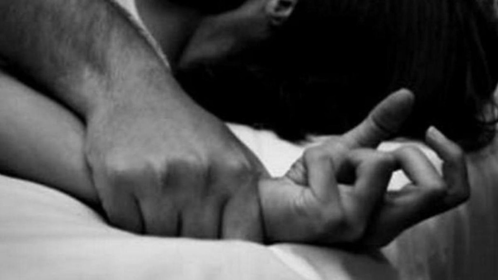 Condemnen a la pena mínima legal els tres acusats d\'abusar en grup d\'una jove a Torrevella