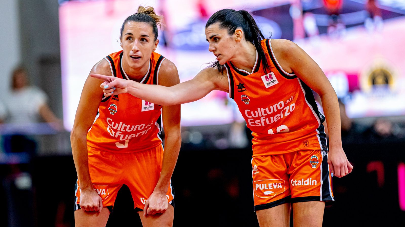 Queralt Casas i Leti Romero