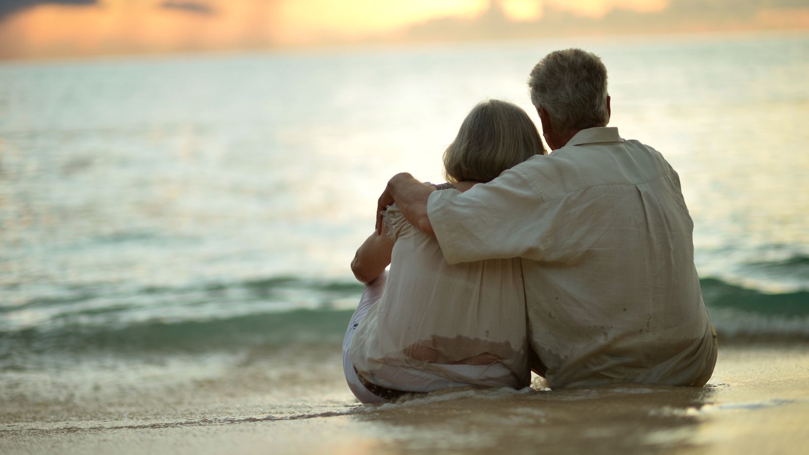 Parella en una platja