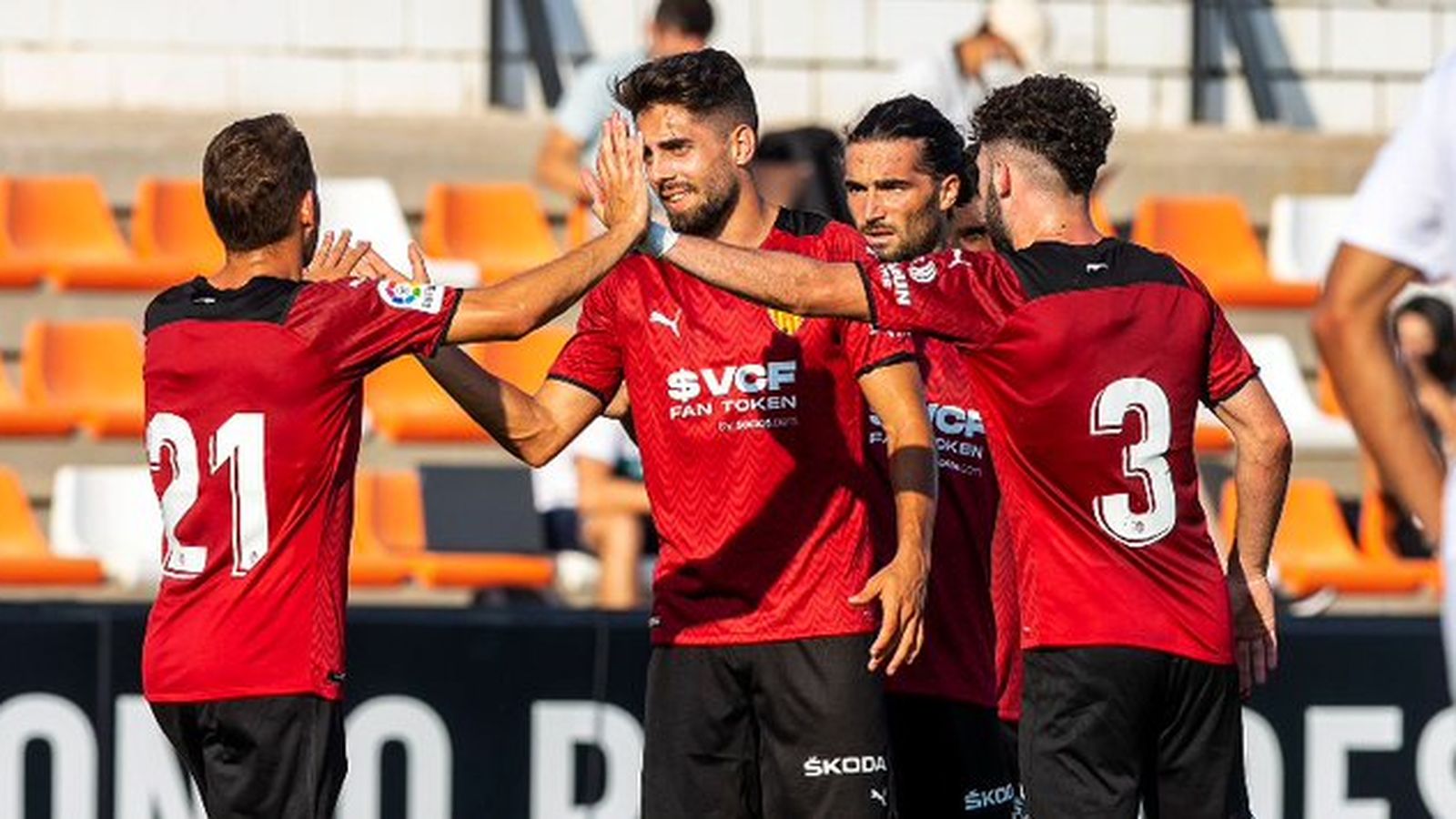 Vallejo celebra el seu gol, el tercer en dos partits
