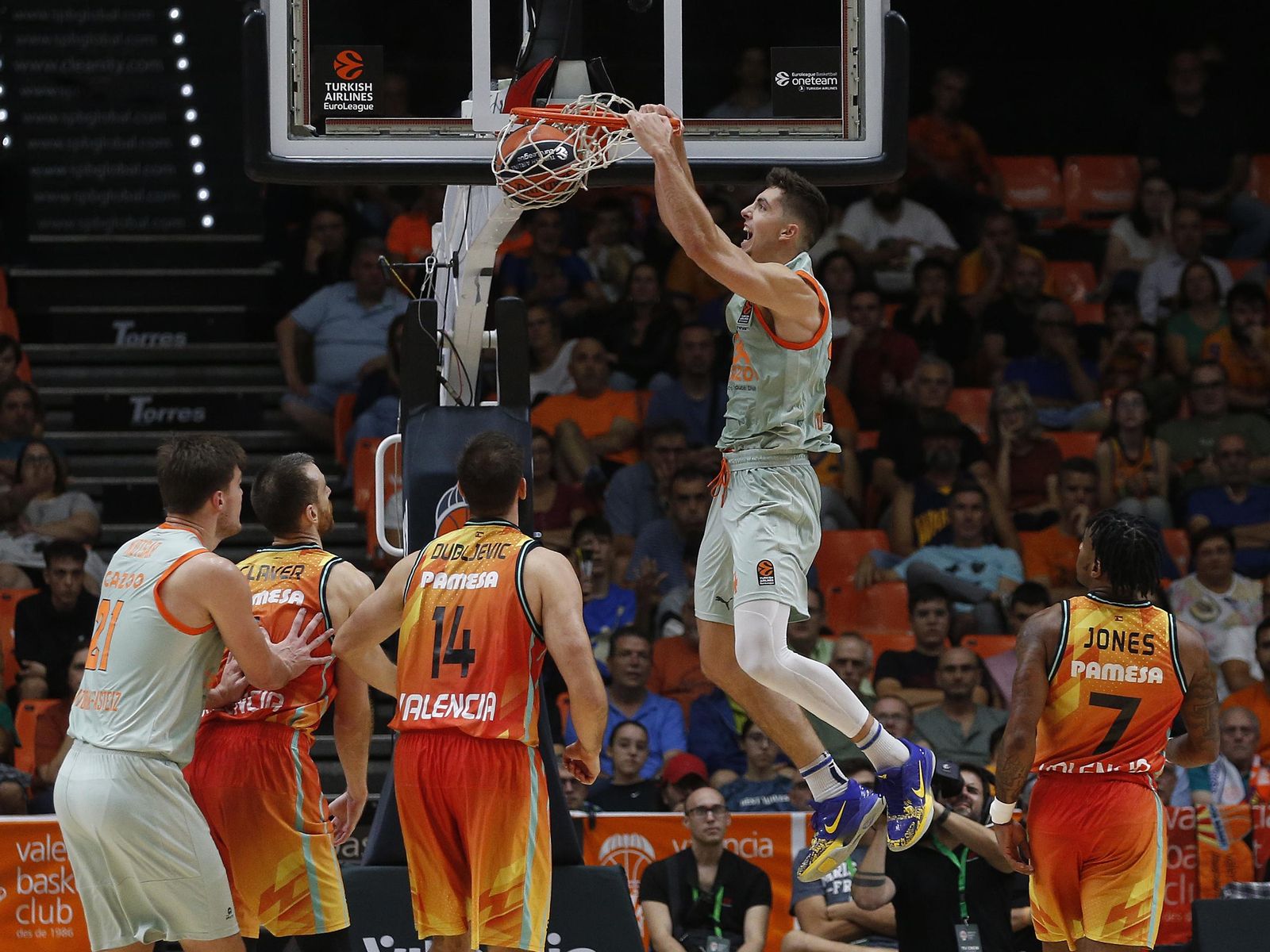 Derrota del València Basket en l'estrena en Eurolliga