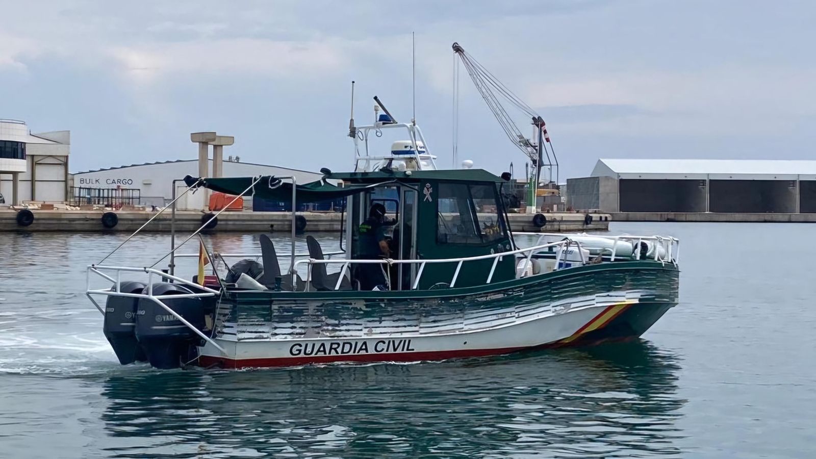 Embarcació de la Guàrdia Civil amb què rescataren el veler