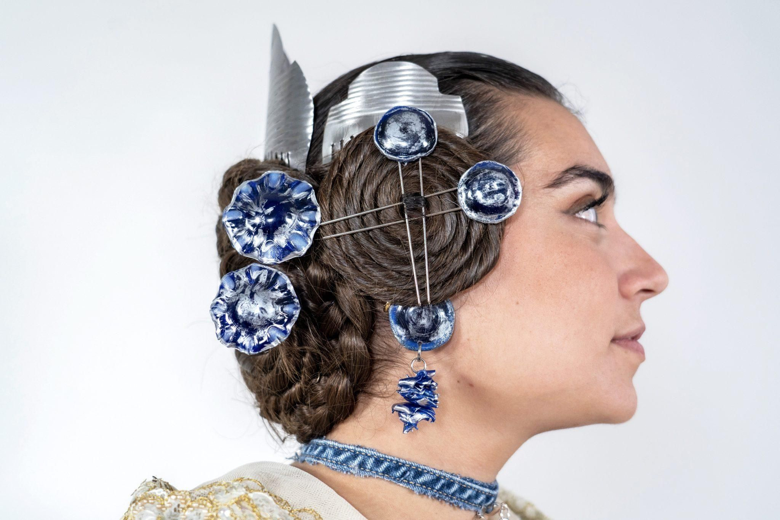 Detalls de valenciana amb material reciclat