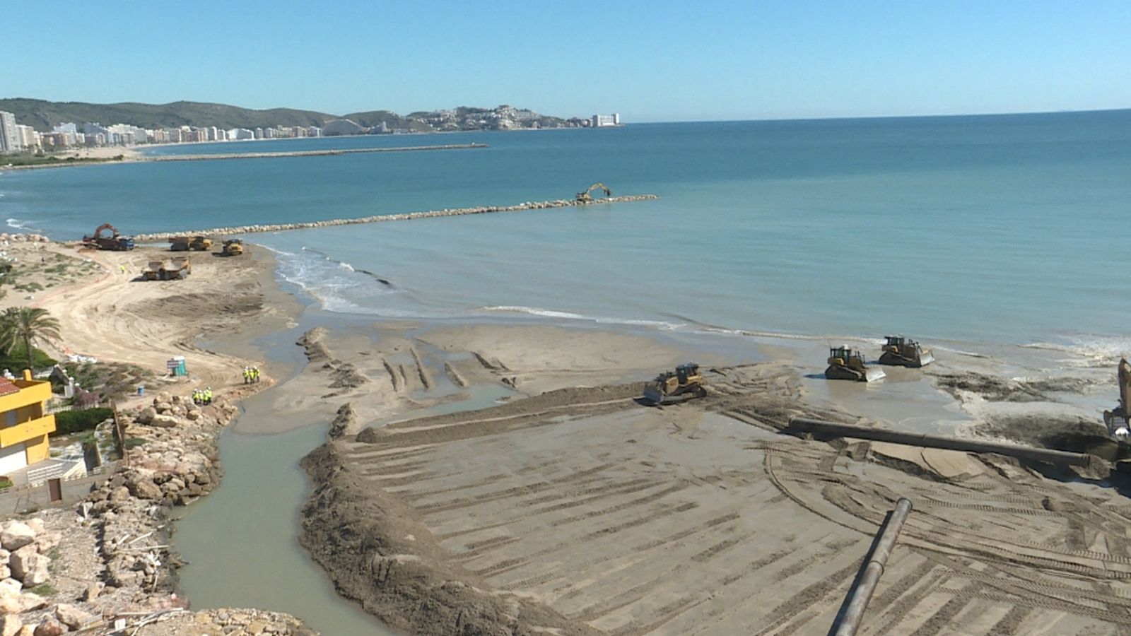 Cullera recupera les seues platges
