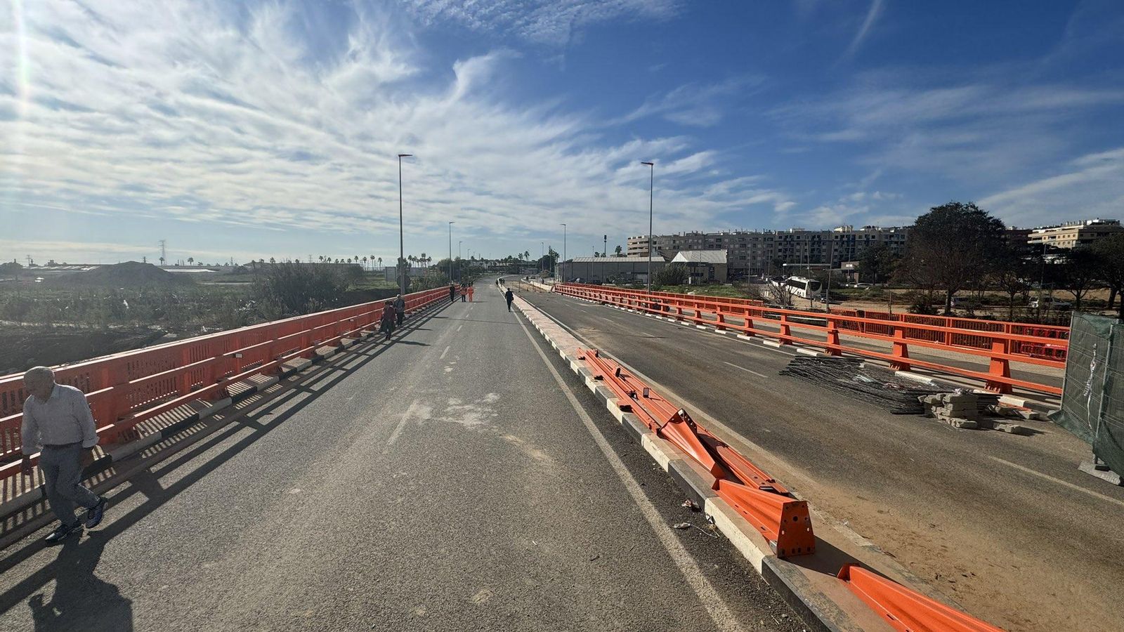 Reobri el pont que connecta Torrent i Alaquàs