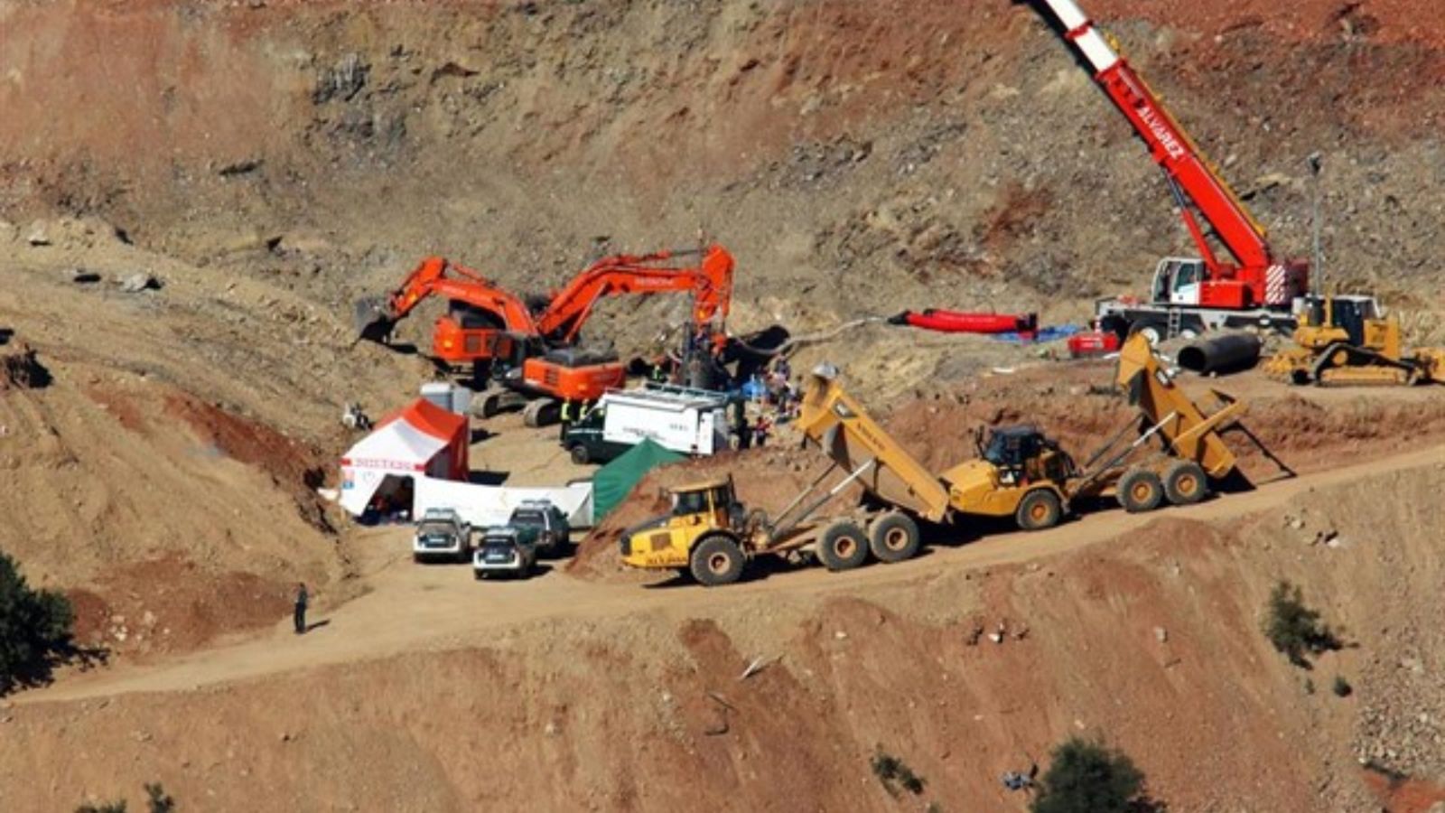 Els equips de rescat aconseguiren recuperar el cos de Julen 13 dies després de la caiguda en el pou | EP