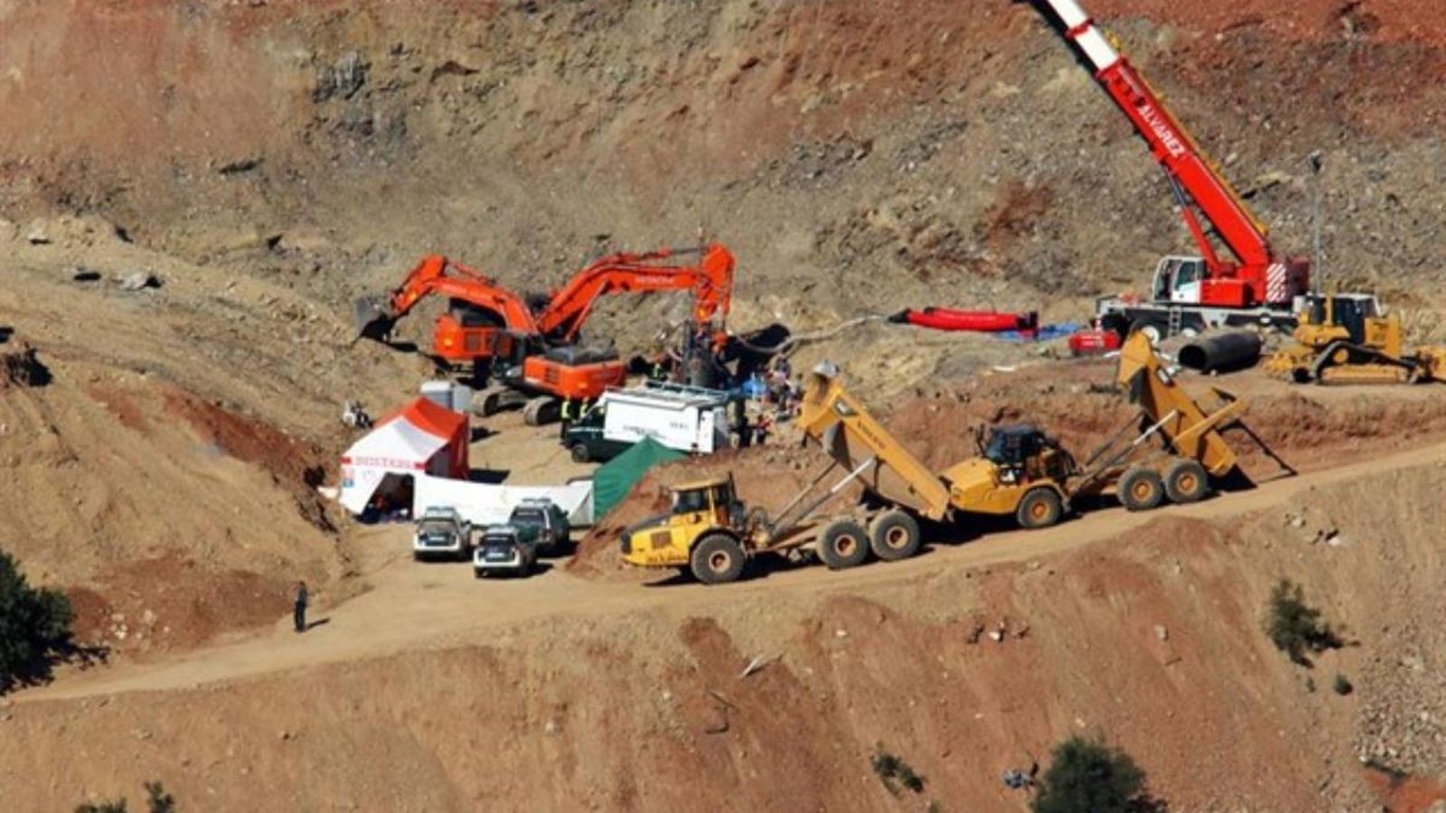 Els equips de rescat aconseguiren recuperar el cos de Julen 13 dies després de la caiguda en el pou | EP Els equips de rescat aconseguiren recuperar el cos de Julen 13 dies després de la caiguda en el pou | EP