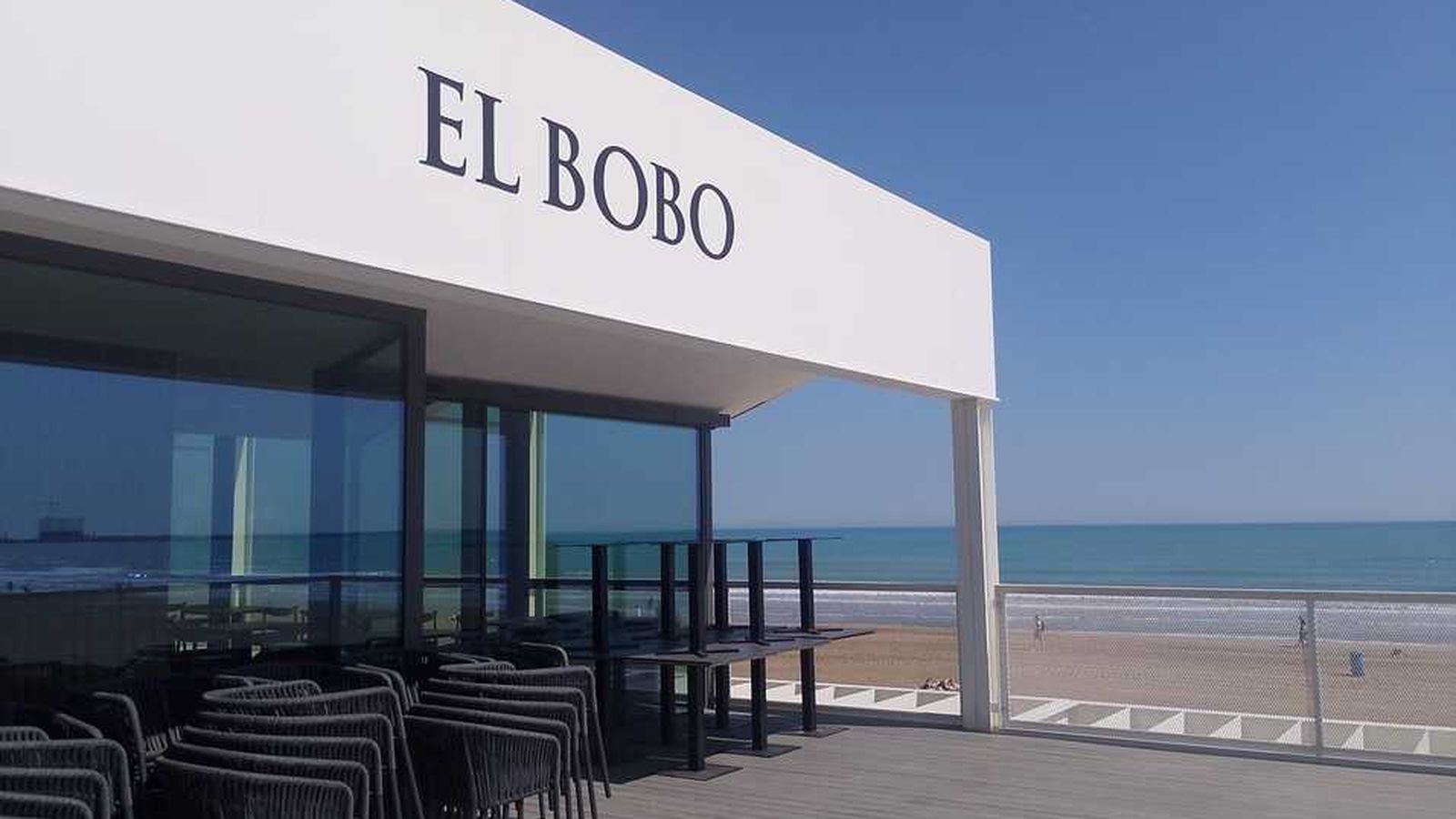 Nova façana del baret El Bobo