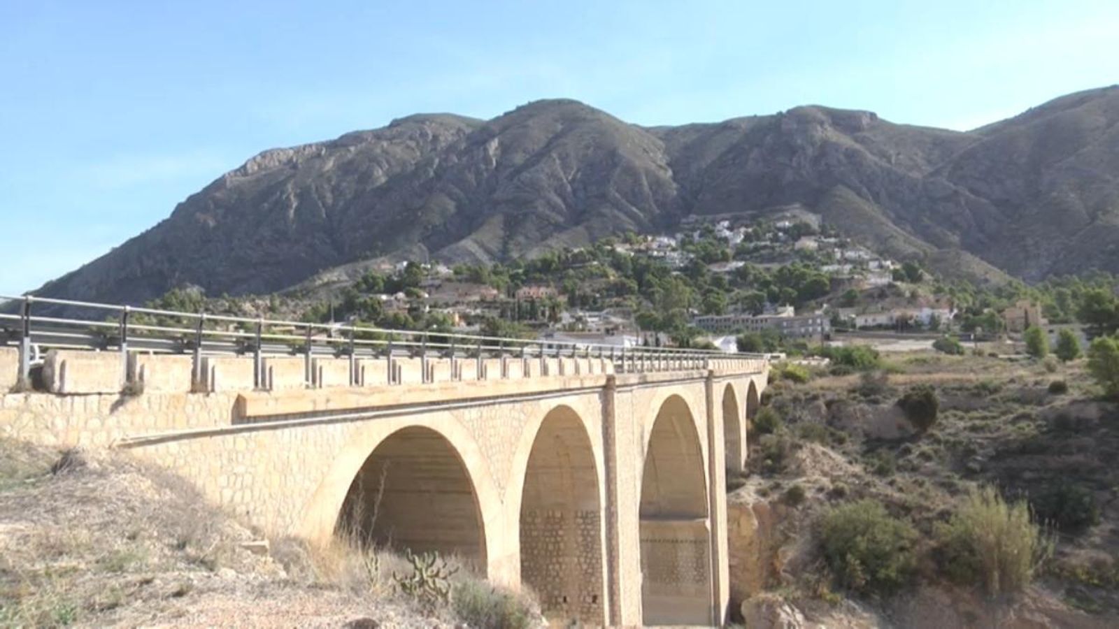 Tall de la carretera CV-770 en direcció a Orxeta.