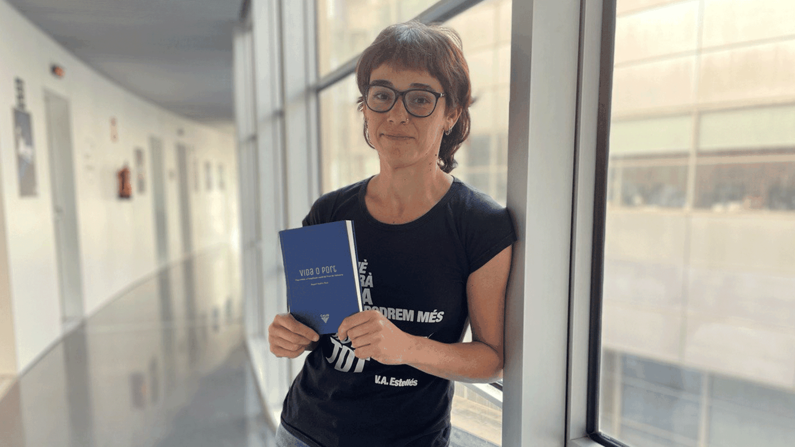 21.11.2023 | La periodista Raquel Andrés presenta el llibre 'Vida o Port. Una crítica a l'ampliació nord del Port de València'