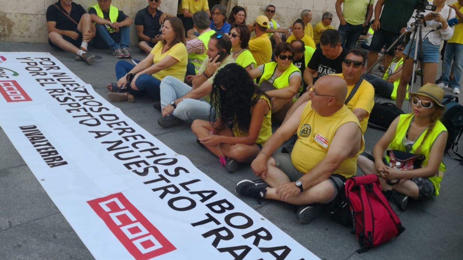 ENTREVISTA | Els treballadors de Divalterra exigeixen saber com es farà el tancament de l\'empresa