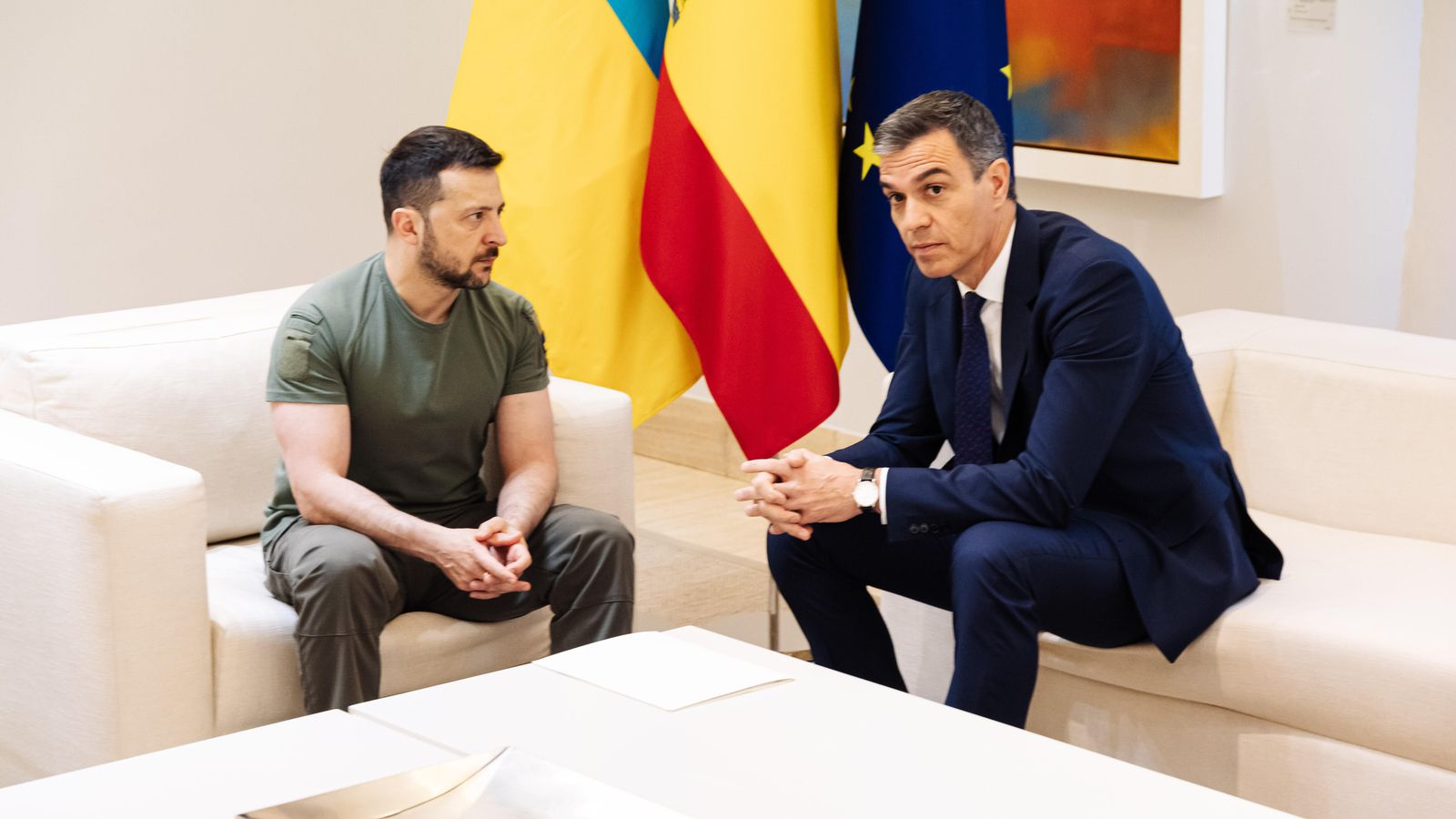 Zelenski i Sánchez, en una imatge d'arxiu Zelenski i Sánchez, en una imatge d'arxiu