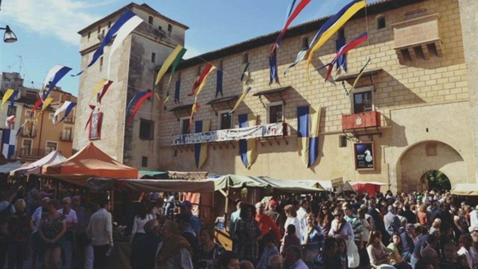 La Fira de Tots Sants, que se celebra anualment entorn de l'1 de novembre