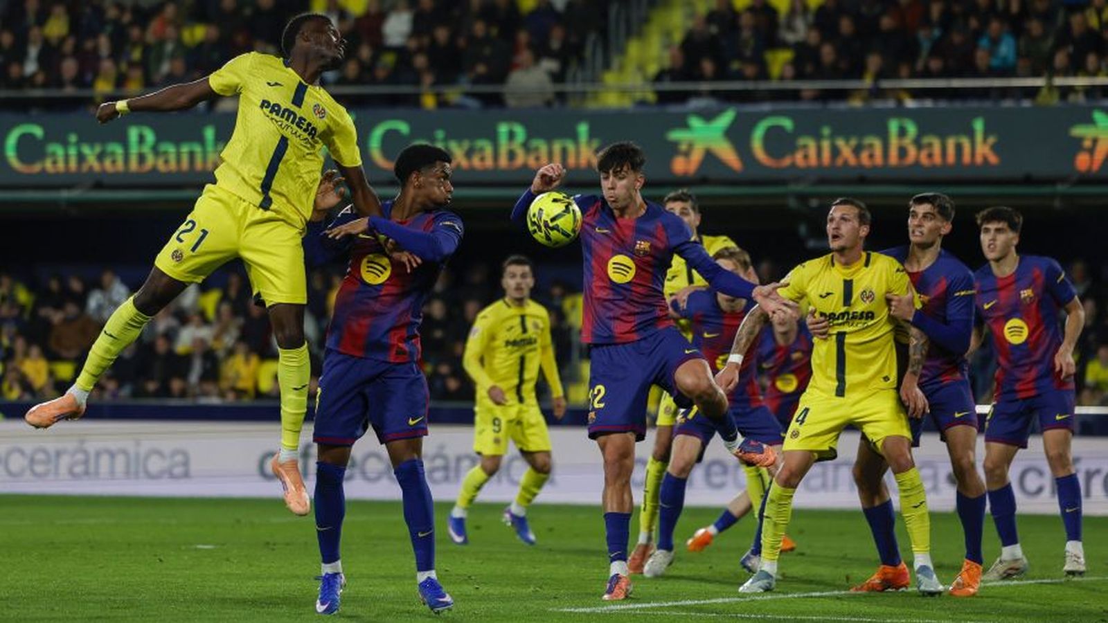 En la primera volta, els blaugrana s'imposaren a La Ceràmica (0-2)